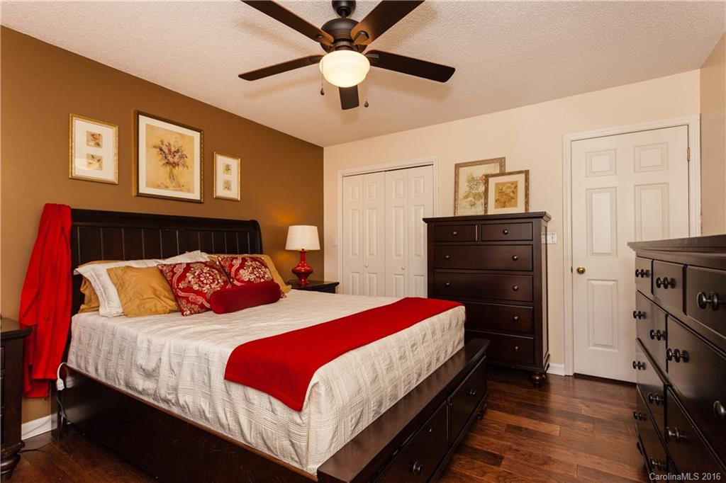 1011 Thorncrest Drive - Photo 15