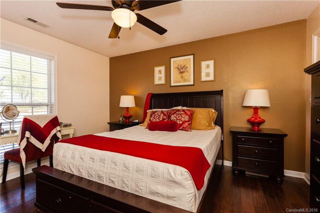 1011 Thorncrest Drive - Photo 16
