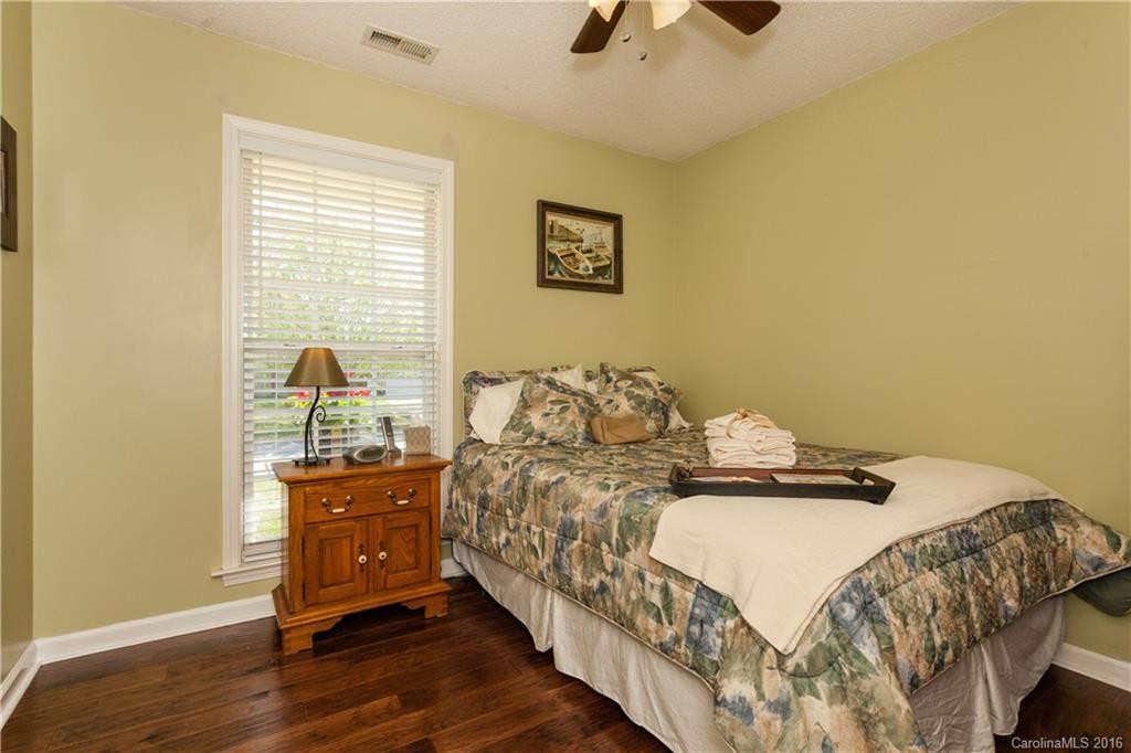 1011 Thorncrest Drive - Photo 19