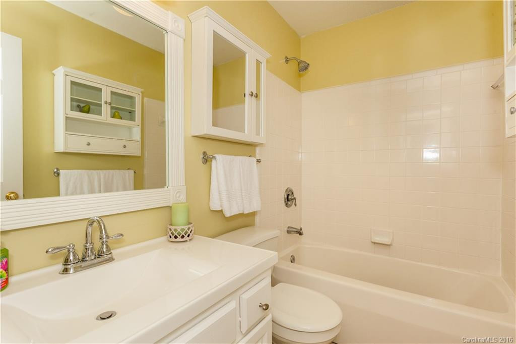 1011 Thorncrest Drive - Photo 21