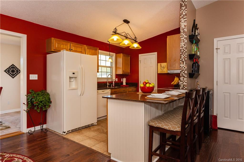 1011 Thorncrest Drive - Photo 9
