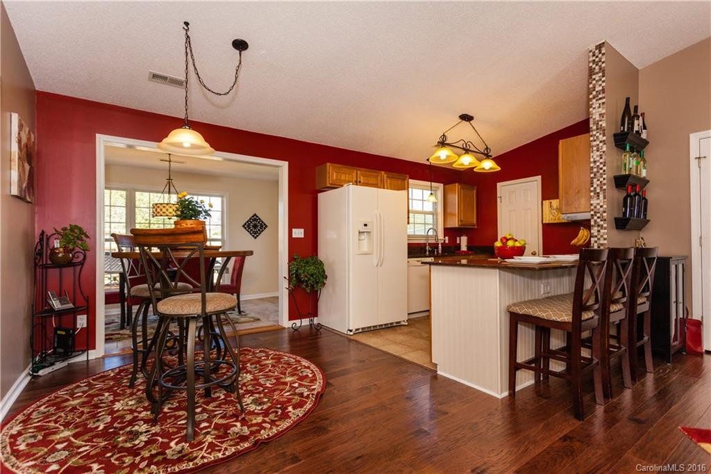 1011 Thorncrest Drive - Photo 10