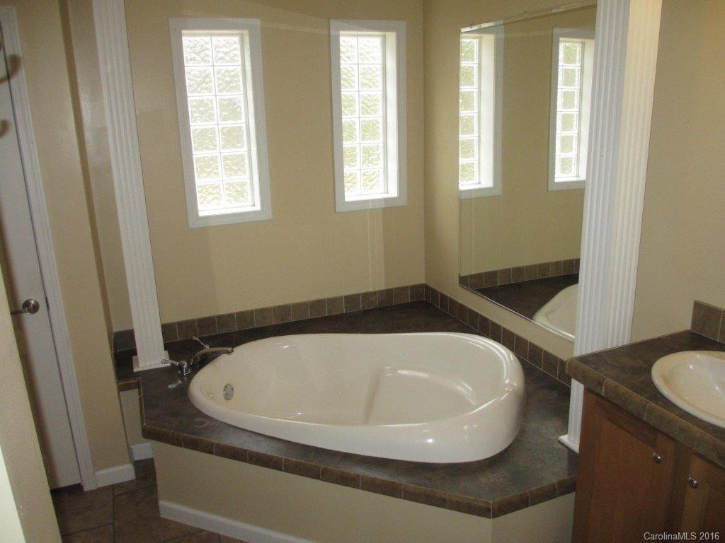 27 Pattys Chapel Road #.66 - Photo 11