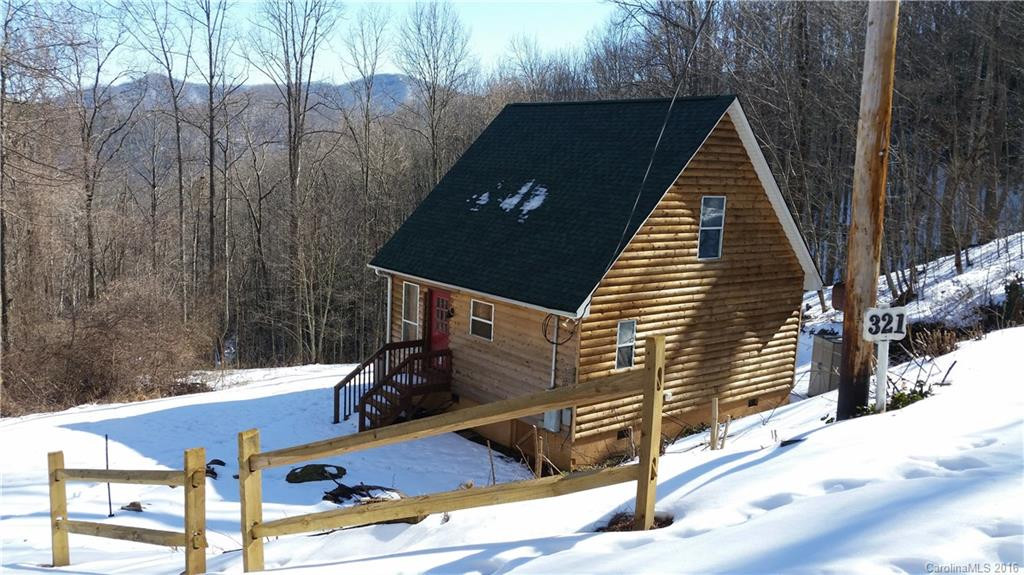 321 Treetops Drive - Photo 2