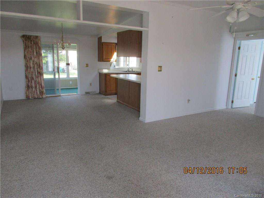 7 Howard Lane - Photo 18