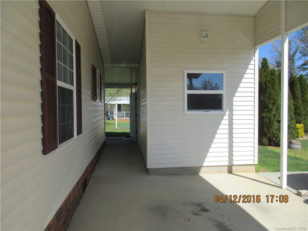 7 Howard Lane - Photo 22