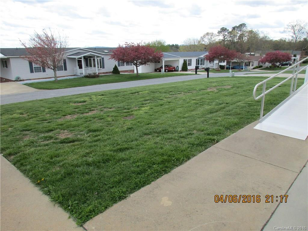 7 Howard Lane - Photo 6