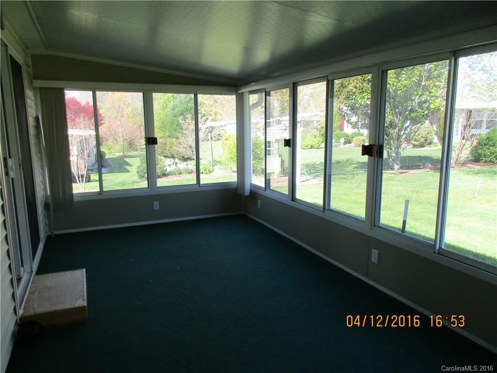 7 Howard Lane - Photo 7