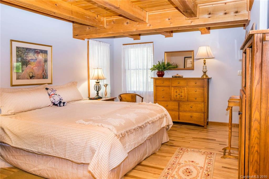 1011 Old Hemlock Court - Photo 10