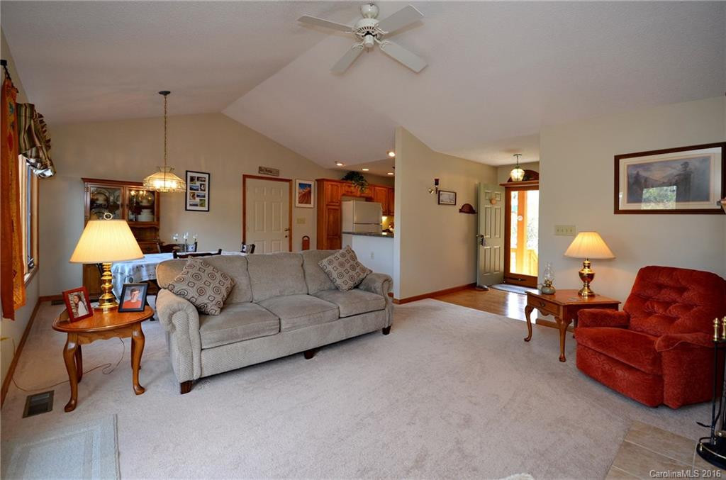34 Miners Knob Road - Photo 2