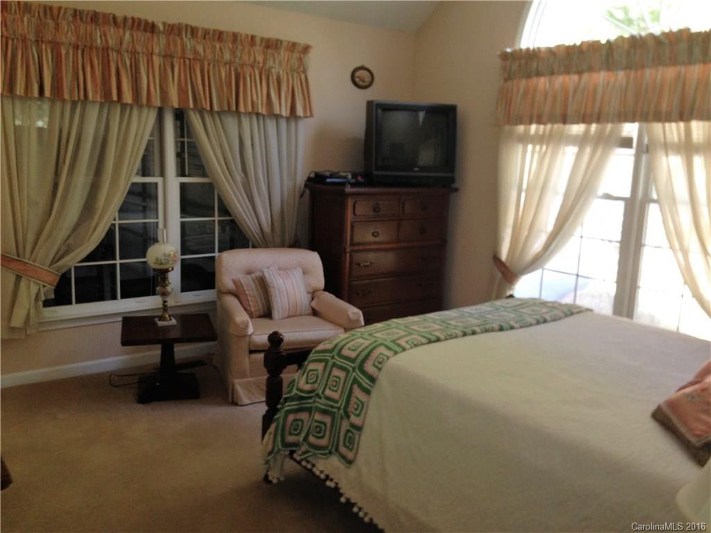 1455 Braewick Road - Photo 6