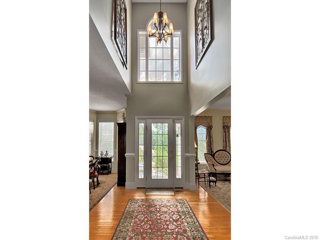 30 Graylyn Drive - Photo 2