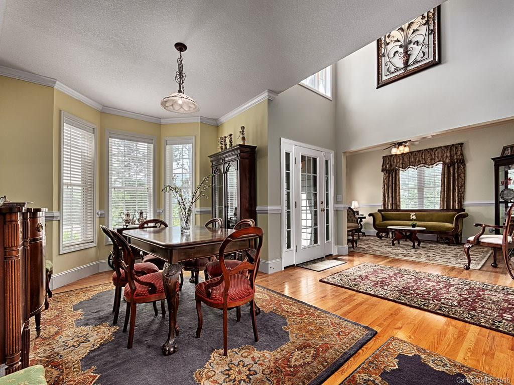 30 Graylyn Drive - Photo 3