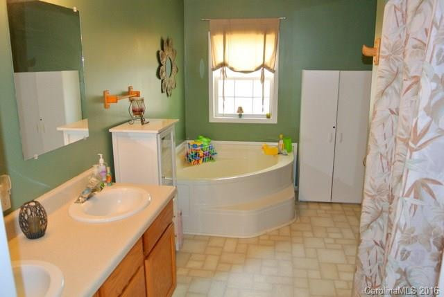 295 Mockingbird Road - Photo 11
