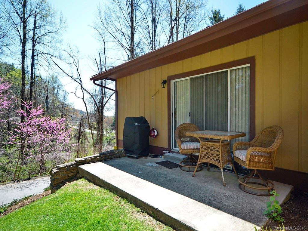 137 Colony Drive - Photo 2