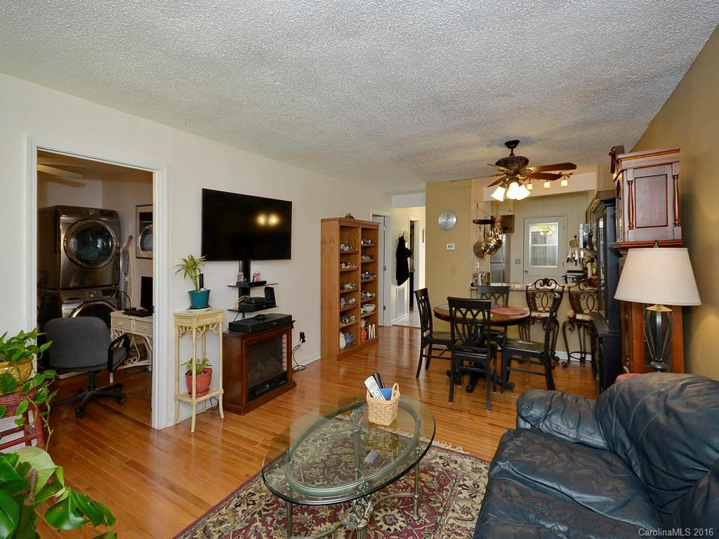 137 Colony Drive - Photo 4