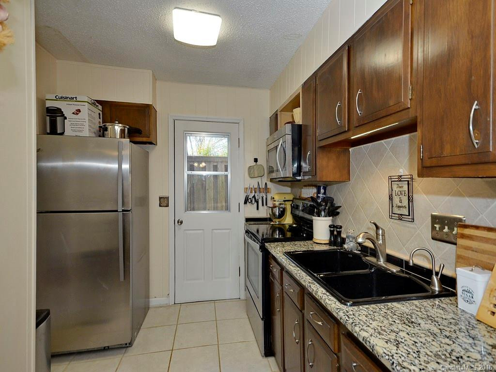 137 Colony Drive - Photo 6