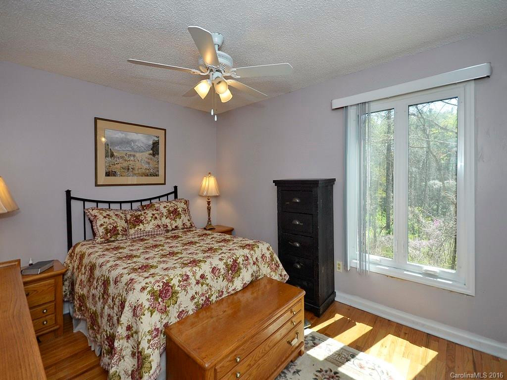 137 Colony Drive - Photo 7