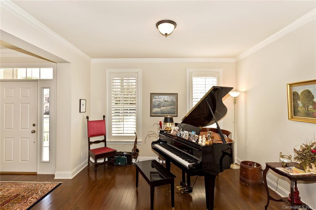 11 Greenwells Glory Drive - Photo 3