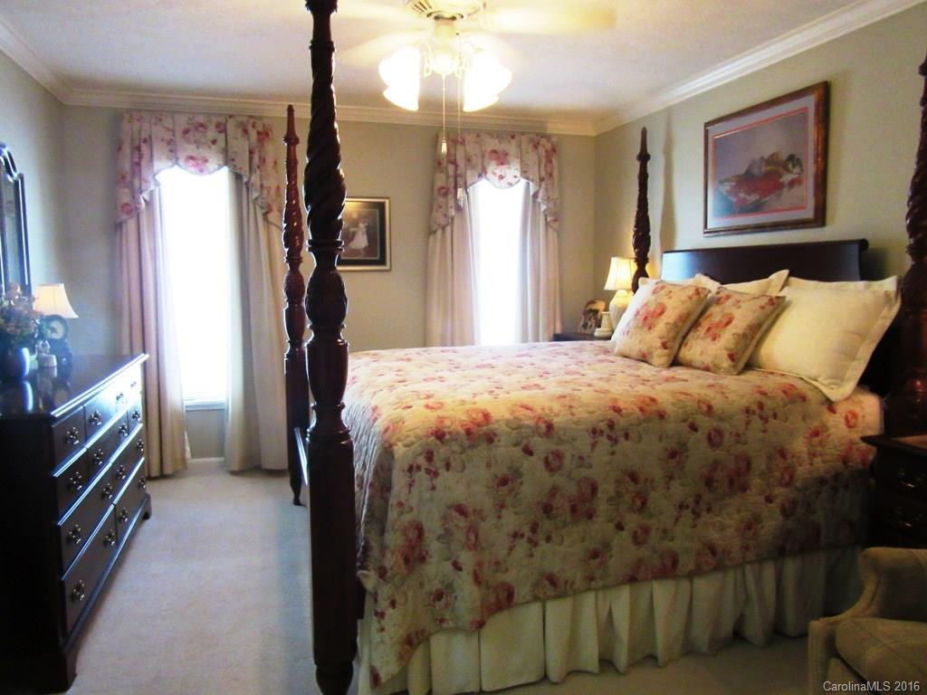 913 Kanuga Road #913 - Photo 12