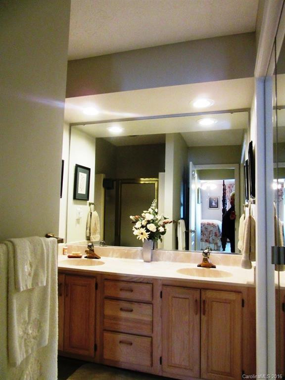 913 Kanuga Road #913 - Photo 14