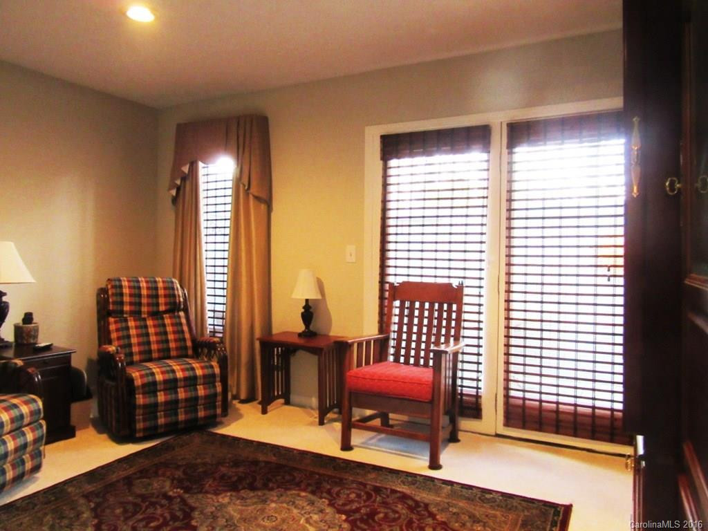 913 Kanuga Road #913 - Photo 17
