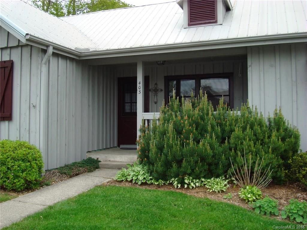 403 Eagles Nest Court #403