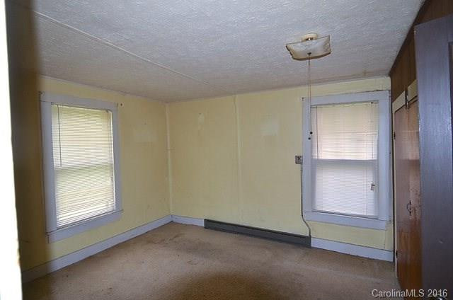 491 Court Street - Photo 3