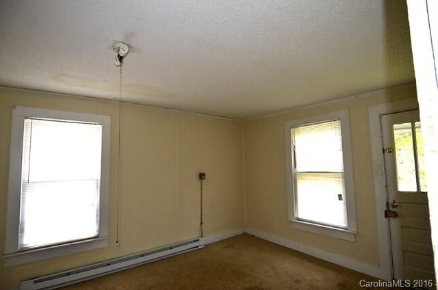 491 Court Street - Photo 4