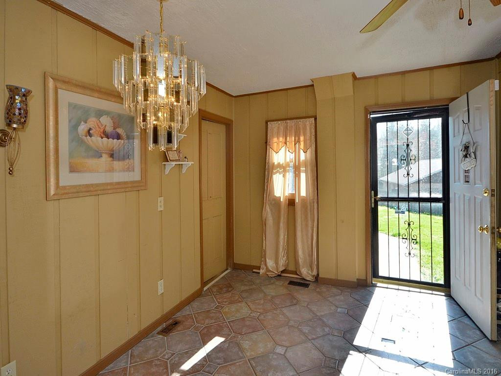 318 Mine Gap Road - Photo 4
