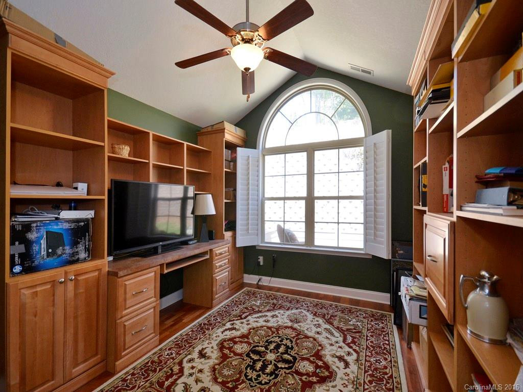 60 Mountain Meadow Circle #E2 - Photo 12