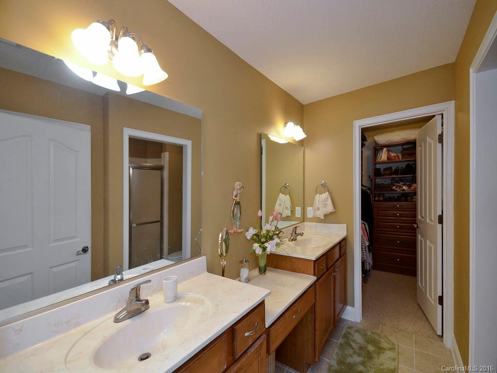 60 Mountain Meadow Circle #E2 - Photo 15