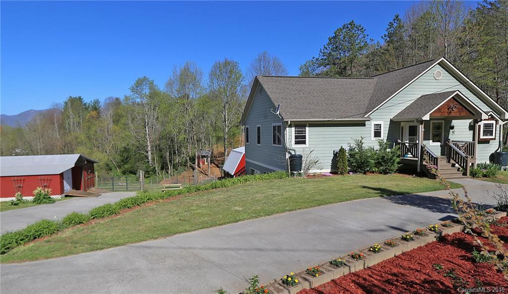 81 Dazzling Brook Lane - Photo 18