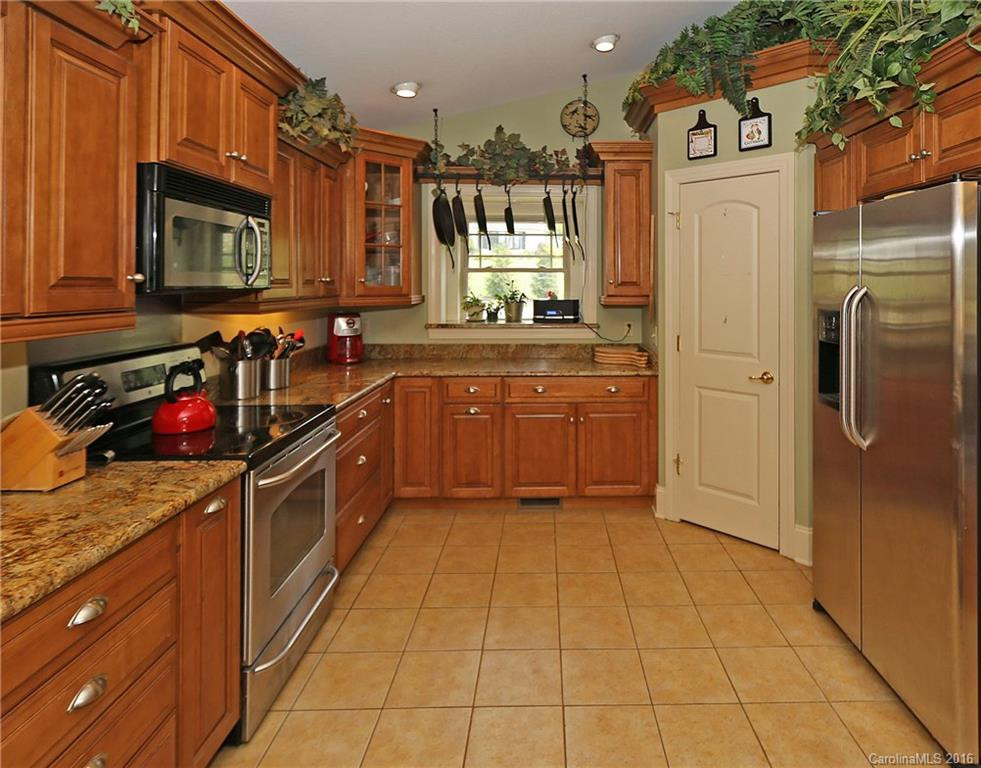 81 Dazzling Brook Lane - Photo 4