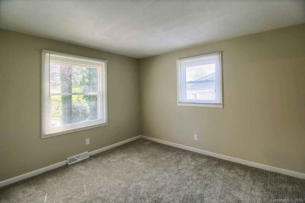 127 Belmont Drive - Photo 16