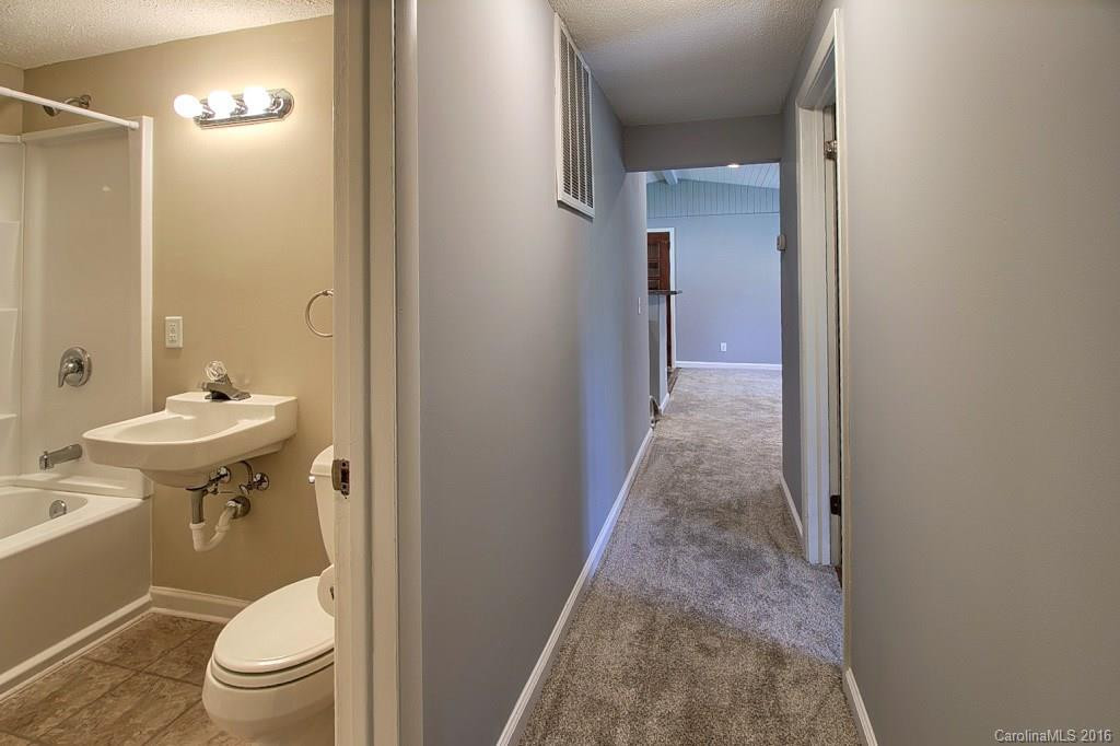127 Belmont Drive - Photo 17