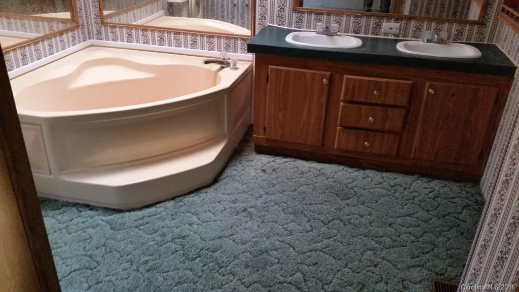 124 Ridgemont Road - Photo 7