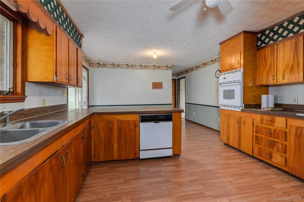 173 Bartlett Road - Photo 9