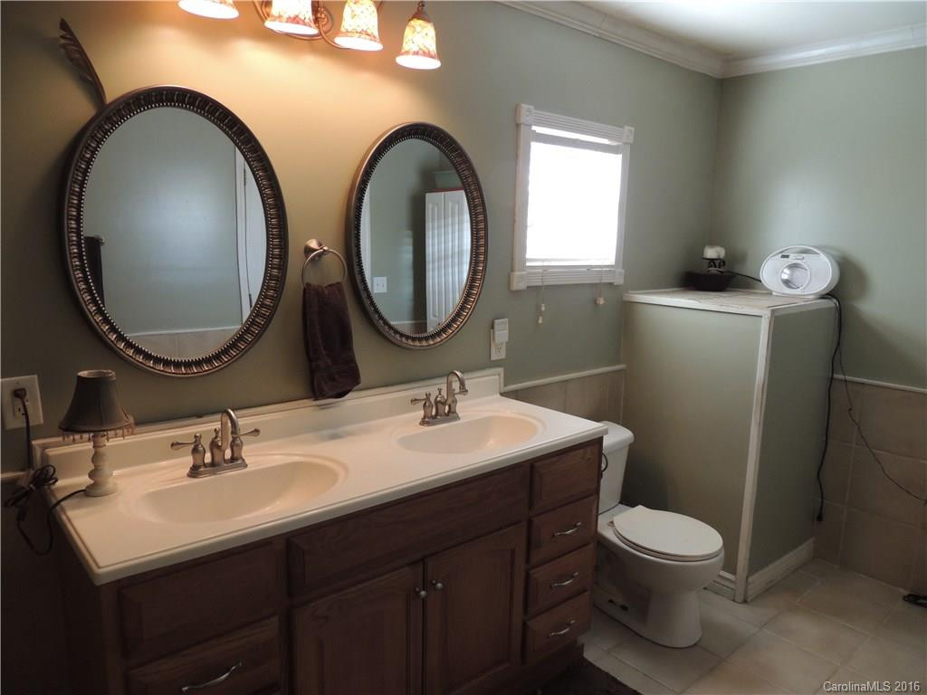 308 Old Lytle Cove Road - Photo 17