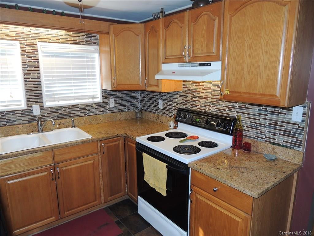 308 Old Lytle Cove Road - Photo 7