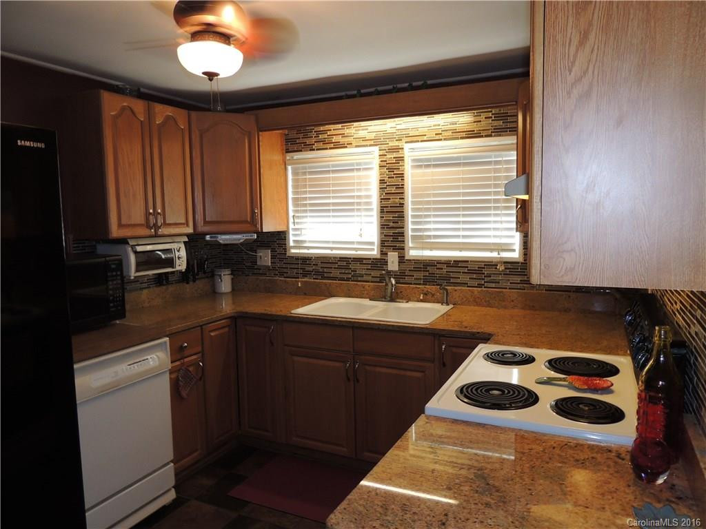 308 Old Lytle Cove Road - Photo 8