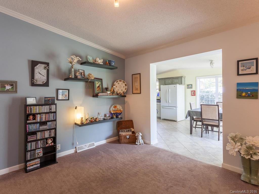 37 Upper Moffitt Road - Photo 10