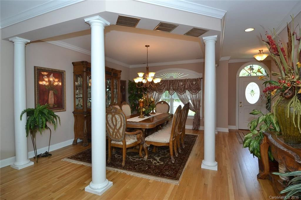 105 Bowenterra Drive - Photo 3