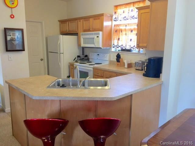 10 Northbrook Place #D - Photo 2