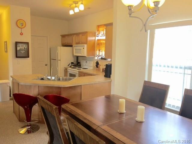 10 Northbrook Place #D - Photo 3
