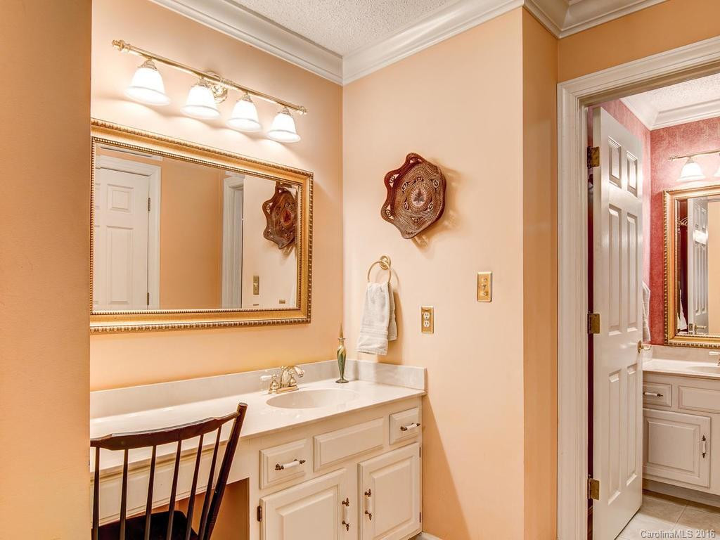 511 Woodfield Drive - Photo 12