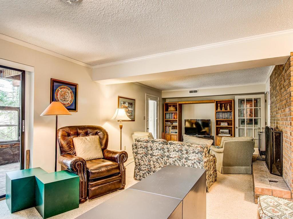 511 Woodfield Drive - Photo 18