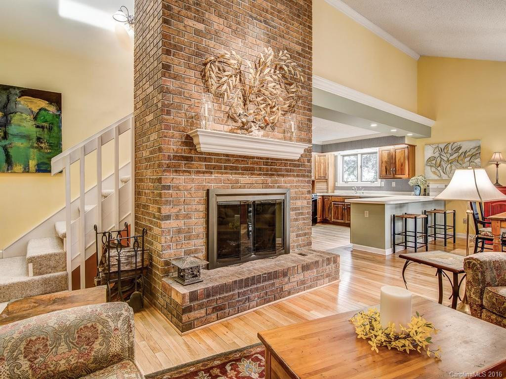 511 Woodfield Drive - Photo 5
