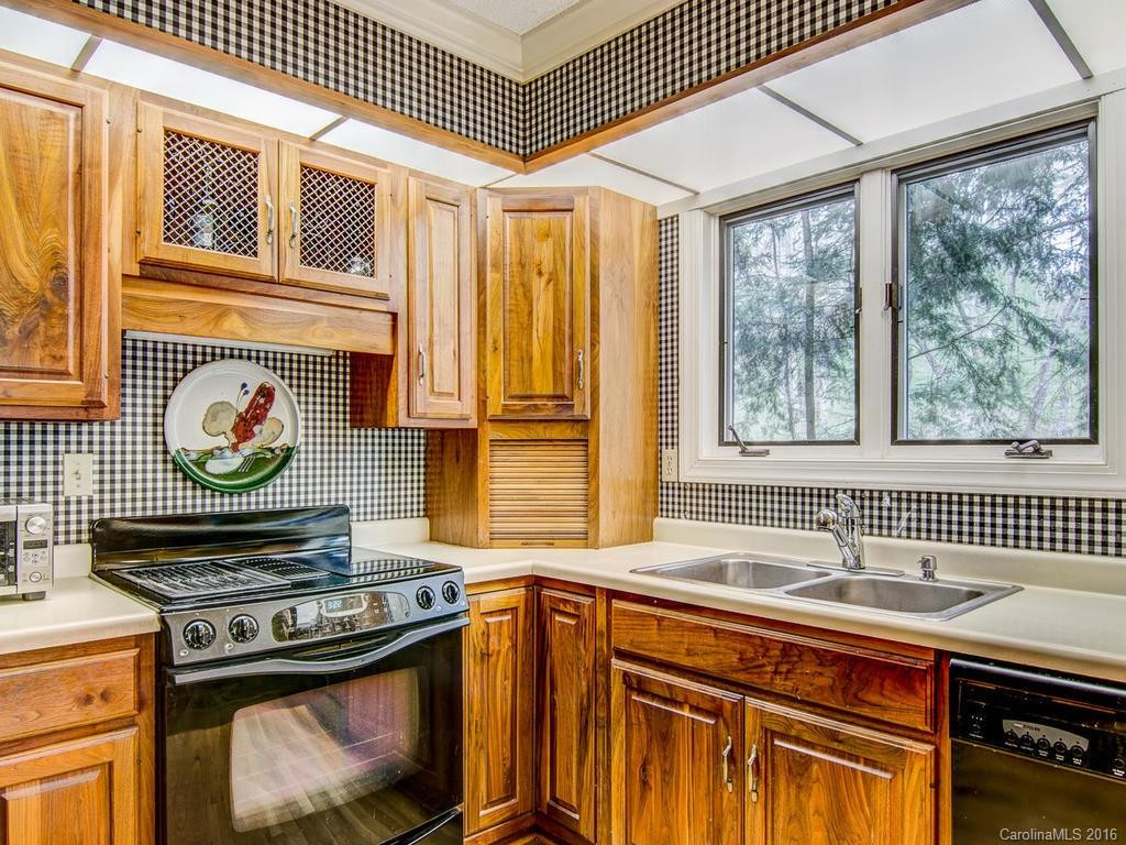 511 Woodfield Drive - Photo 10