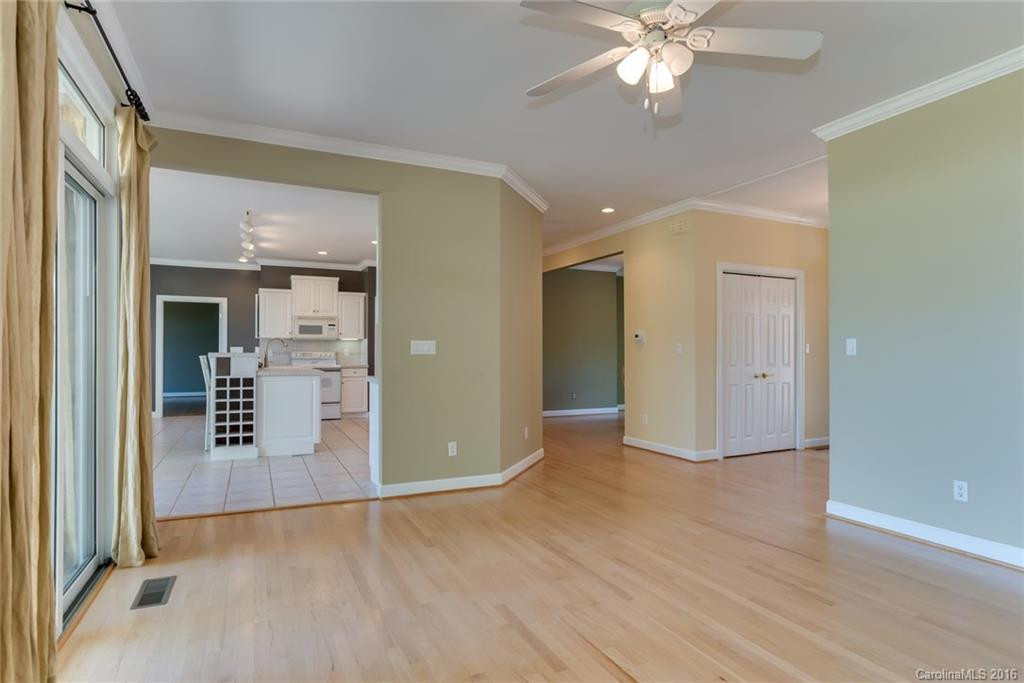 21 Foxwood Drive - Photo 6